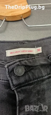 Дамски дънки Levi's mile high super skinny размер 30 в черно , снимка 3 - Дънки - 55768234