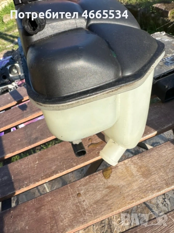 Разширителен съд за охладителна течност за Mercedes CLS W219 и W211, снимка 3 - Части - 53803363