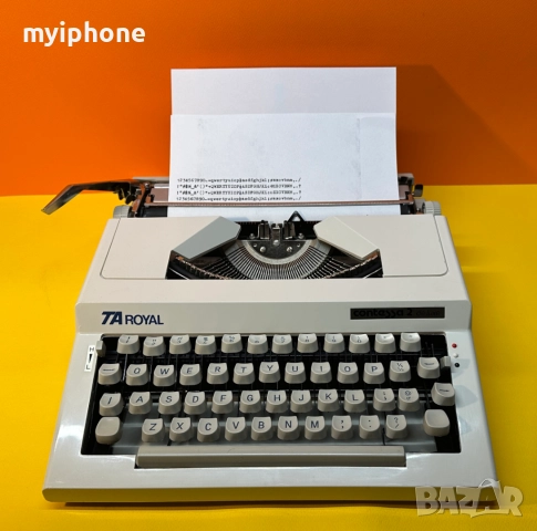  Нова Пишеща Машина Contessa De Luxe Обслужена и Смазана Qwerty Клавиатура 
