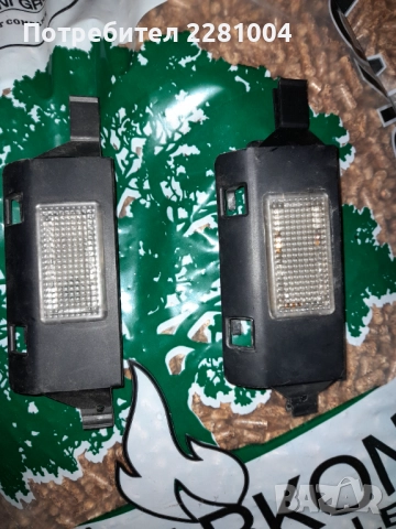 Ауди а4 б6 плафони под седалките