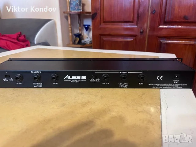 Alesis 3630 Compressor/Limiter/Gate, снимка 2 - Ресийвъри, усилватели, смесителни пултове - 55800185