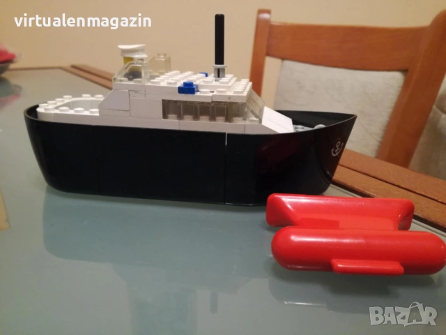 Много стари Конструктори Лего - LEGO Police 611 , 659 , 709 , 6676, снимка 9 - Колекции - 39580444