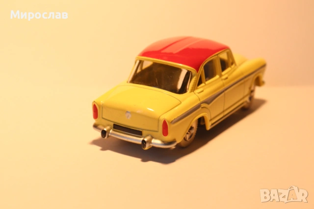 DINKY TOYS SIMCA ARONDE МОДЕЛ КОЛИЧКА, снимка 6 - Колекции - 53418132