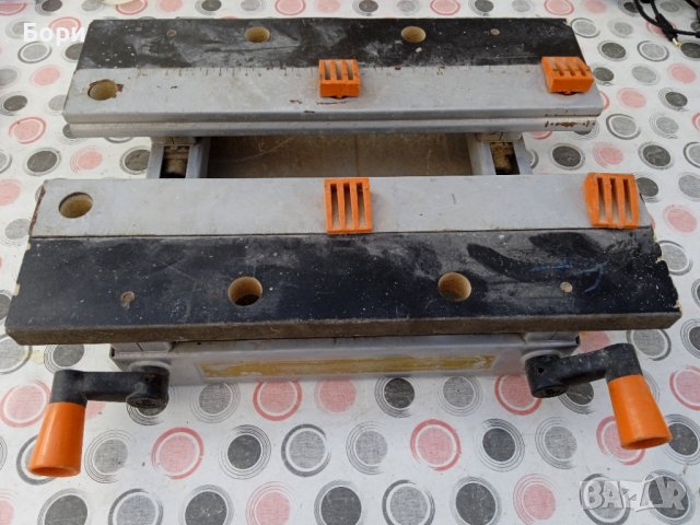 Стяга/работна маса Black & Decker 