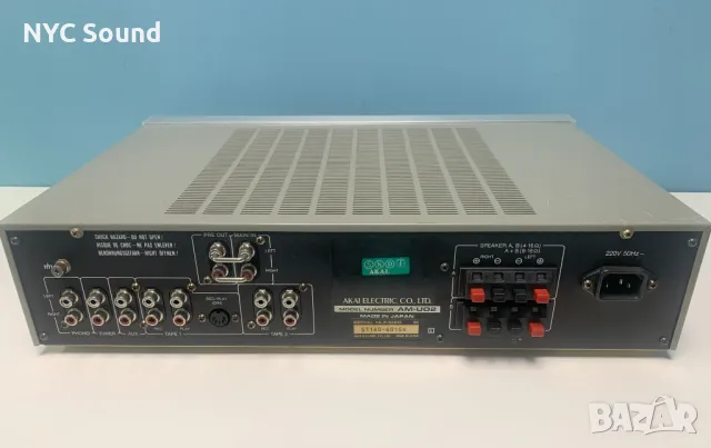 Интегриран усилвател AKAI AM-U02, снимка 8 - Ресийвъри, усилватели, смесителни пултове - 48899755