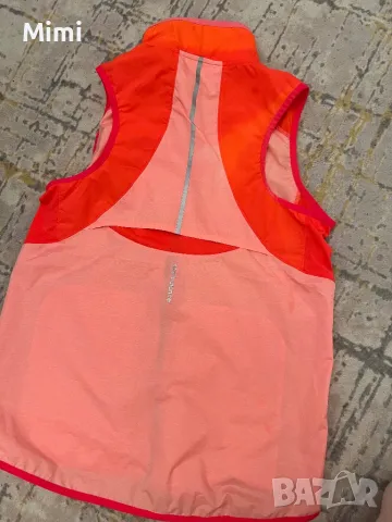 New balance велоелек/ветровка/вело джърси   S/M , снимка 11 - Елеци - 49691870