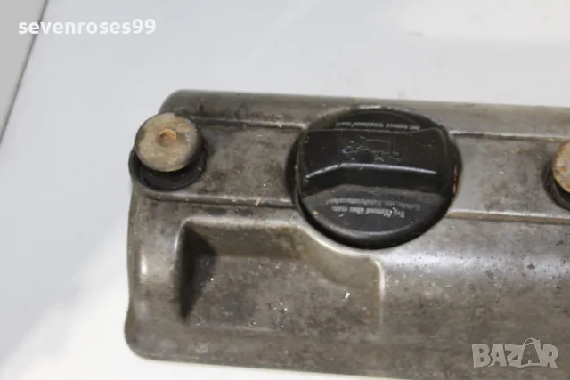 Капак клапани Фолксваген Поло 2 1997 1.0i 50hp VW Polo 030103475Q, снимка 2 - Части - 49328357