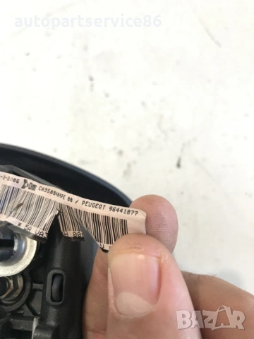 Волан ляво управление за Peugeot 1007 1.4 HDi (2006) 96441877, снимка 3 - Части - 53560613