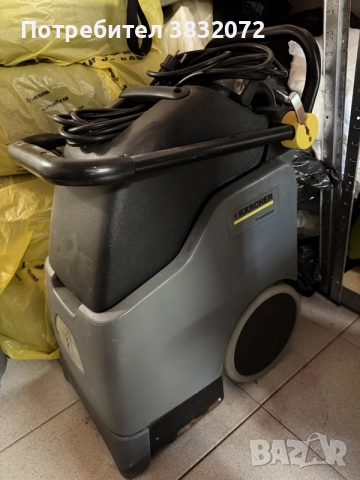 Karcher екстрактор за мокети и текстил.
