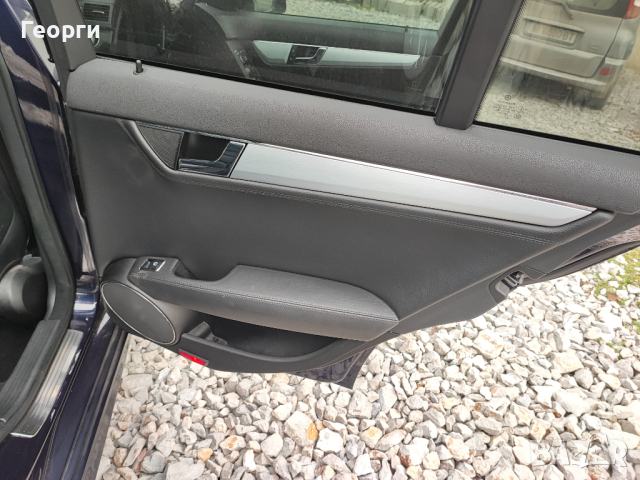Салон от Мерцедес W204 Ц класа седан с подгрев кожа, снимка 10 - Части - 44535159