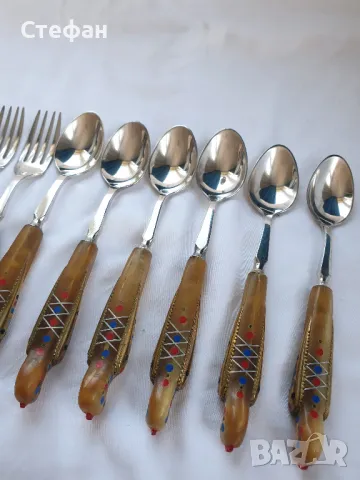 Комплект прибори с дръжки от рог, снимка 3 - Антикварни и старинни предмети - 47670391