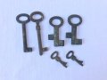 Лот стари бронзови ключове №0891, снимка 1 - Антикварни и старинни предмети - 34302552