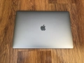 15.4' Core i9 Apple MacBook Pro 2018 @ 16GB RAM/1TB SSD/Radeon Pro 560X 4GB/Бат 8ч, снимка 1