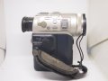 Видеокамера Sony DCR-PC100E mini DV, miniDV цифрова видео камера, снимка 3