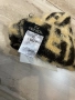 Шал е шапка fendi , снимка 3