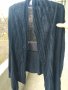 Машинно плетена черна жилетка с разчупени форми + подарък блузка, снимка 1 - Жилетки - 39556666