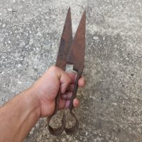 Стара метална ножица, снимка 1 - Антикварни и старинни предмети - 33948020