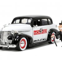 Метална кола Mr. Monopoly 1939 Chevy Master 1:24 Jada 253255048 , снимка 3 - Коли, камиони, мотори, писти - 38846555