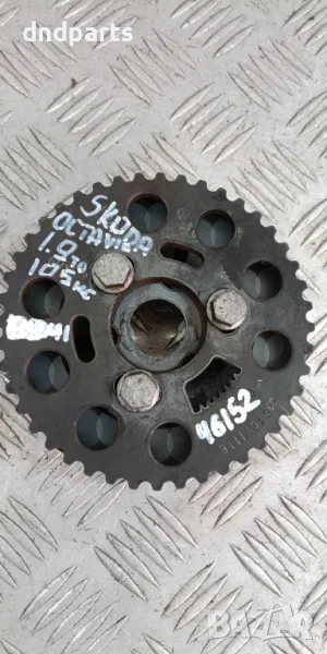 Зъбно колело Skoda Octavia 1.9TDI 105hp 2010г.	, снимка 1