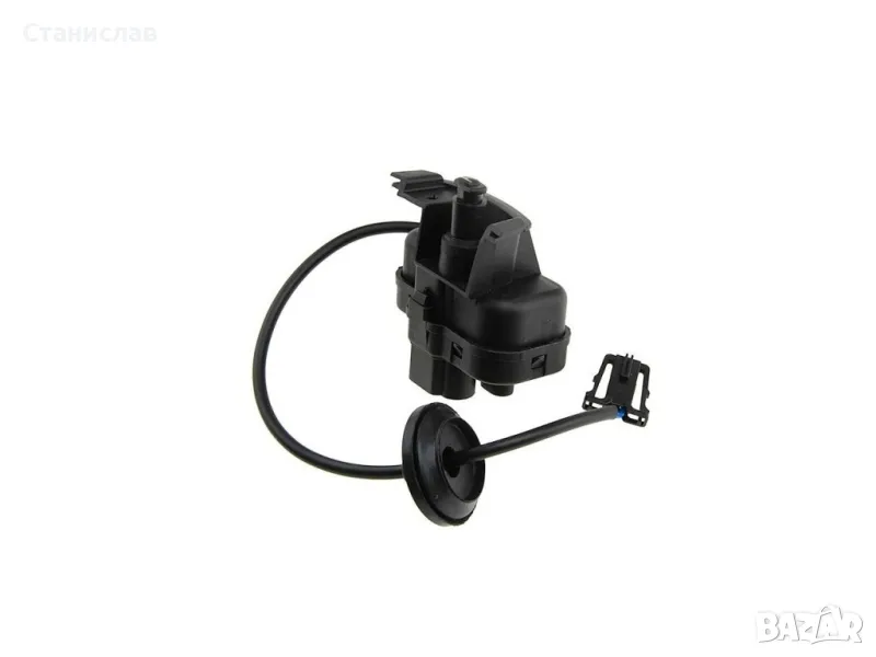 VW Scirocco Моторче за заключване на резервоар, снимка 1