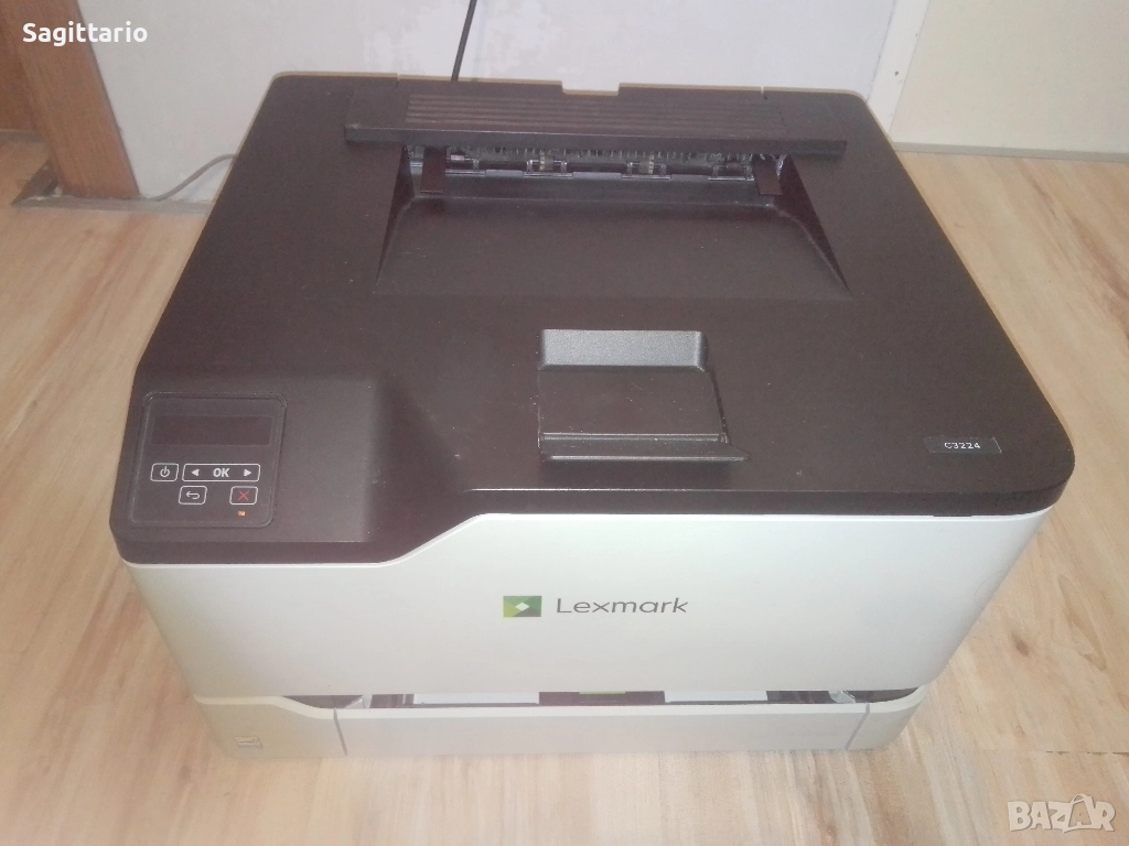 продавам цветен лазерен принтер Lexmark C3224, снимка 1