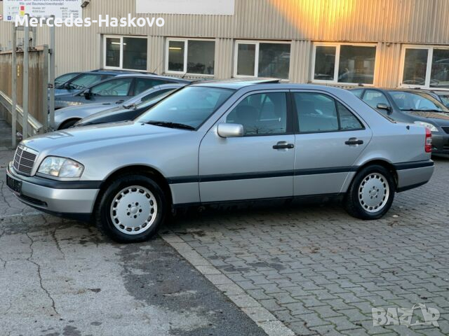 Mercedes-Benz C 180 Classic, снимка 1