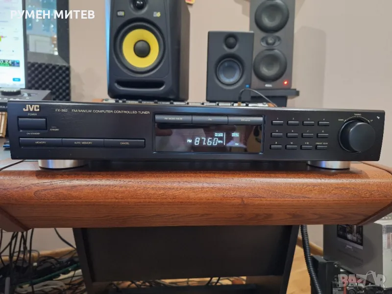 Тунер JVC, снимка 1