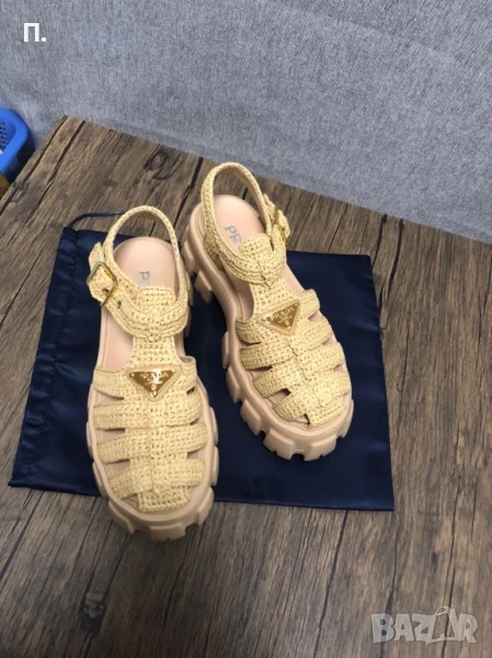 Сандали Prada 37 номер , снимка 1