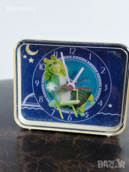 Стар кварцов будилник, настолен часовник, снимка 1