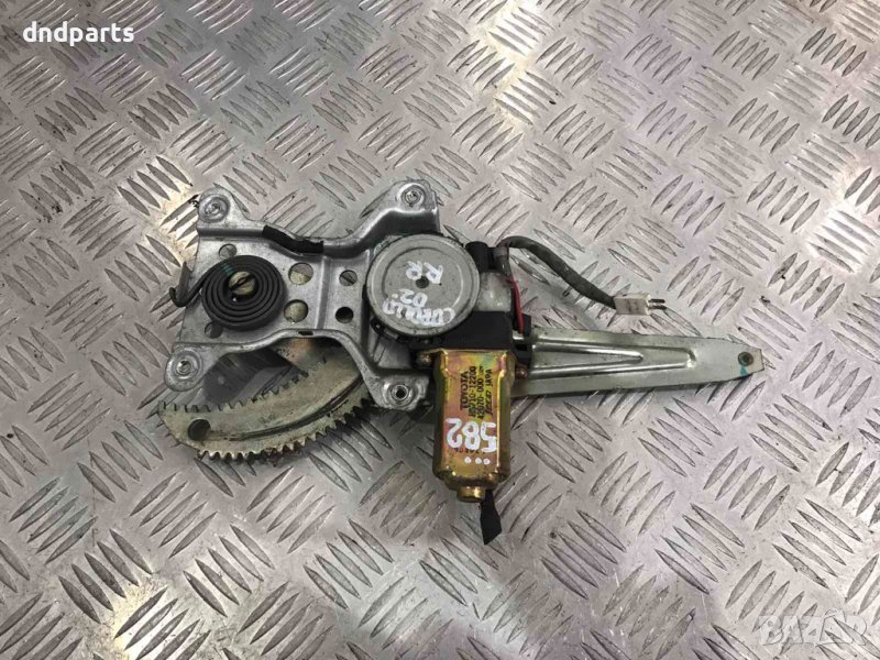 Заден десен стъклоповдигач Toyota Corolla,2002г., снимка 1