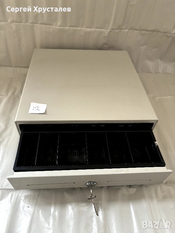 метална каса за банкноти и монети, снимка 1