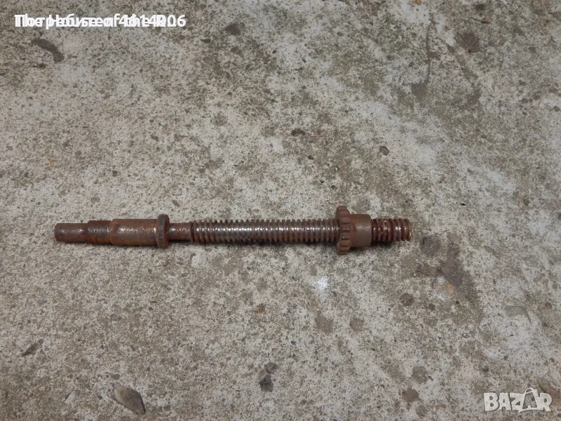 Винт за напречен супорт за струг , снимка 1