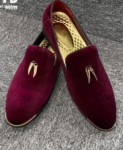 44 Мъжки кадифени обувки/ мокасина/със златист рог, снимка 1