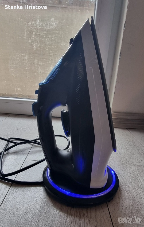 Безжична ютия Starlyf, за части., снимка 1