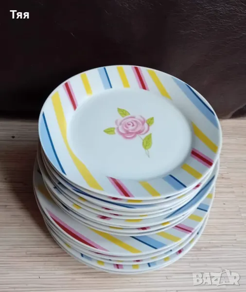 Комплект порцеланови чинии, снимка 1