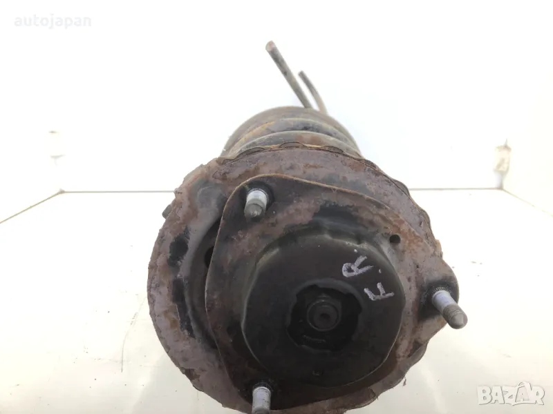 Преден десен макверсън амортисьор Toyota Avensis Verso 2.0 D 116hp 1CD, снимка 1