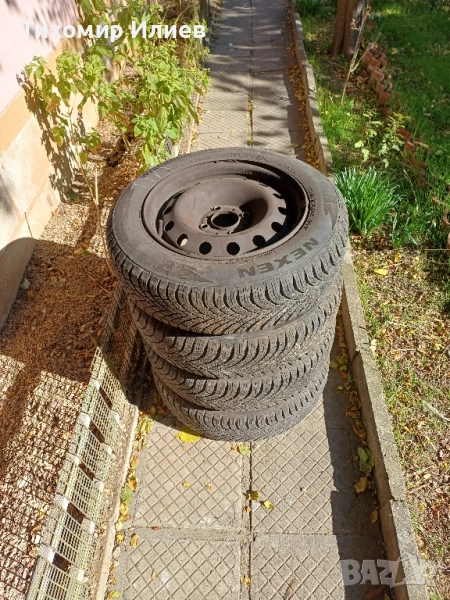 Зимни гуми 165/70 R14 заедно с джантите , снимка 1