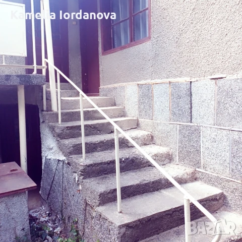 Продавам къща с двор в село Лесичово, община Лесичово, област Пазарджик, снимка 16 - Къщи - 50911510