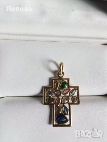  18 к. дизайнерски златен кръст със скъпоценни камъни /изумруд,сапфир,рубин..., снимка 4 - Колиета, медальони, синджири - 39301738