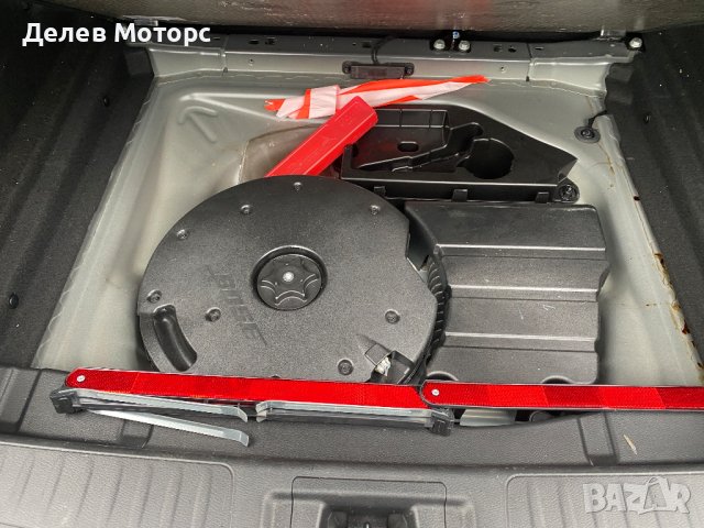 Infiniti Q30S 2.0T 211ph., engine 270920, Sport, AWD, Panorama, Bose, 4x4, automatic, 42 000 km., 20, снимка 12 - Автомобили и джипове - 40325612