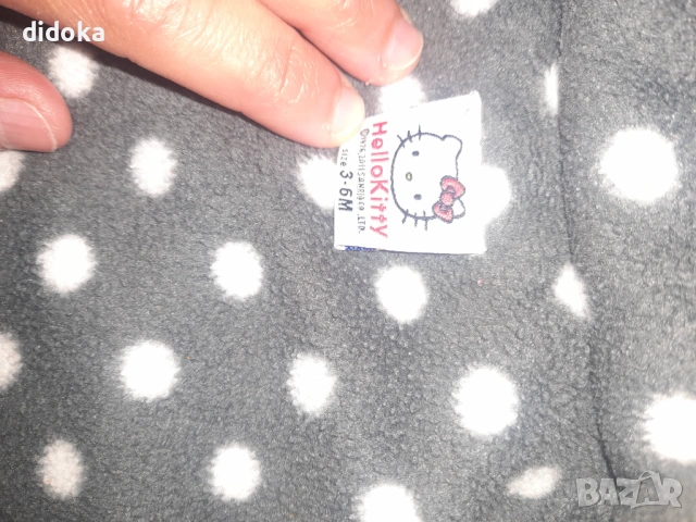 Елече двулицево hello kitty , снимка 4 - Жилетки и елечета за бебе - 53752328