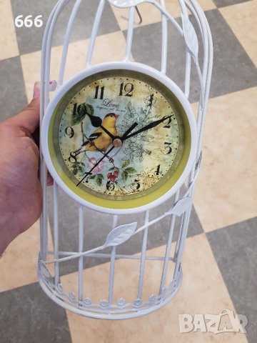 часовник, снимка 2 - Стенни часовници - 42005554