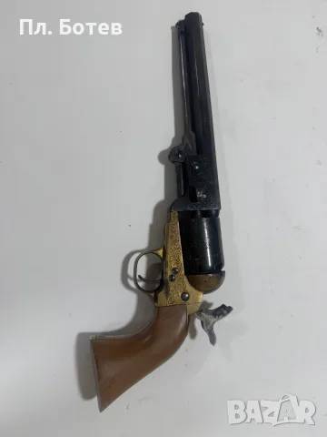 Револевер Colt Navy 1851, снимка 16 - Антикварни и старинни предмети - 55836195