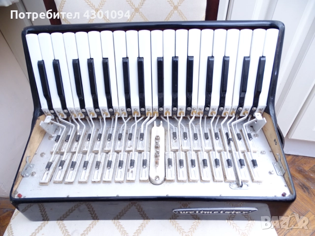 Корпус (клавиатура) за Акордеон Weltmeister Stella 80 баса