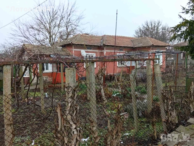 Продава къща с. Дъбовик, снимка 3 - Къщи - 53341654