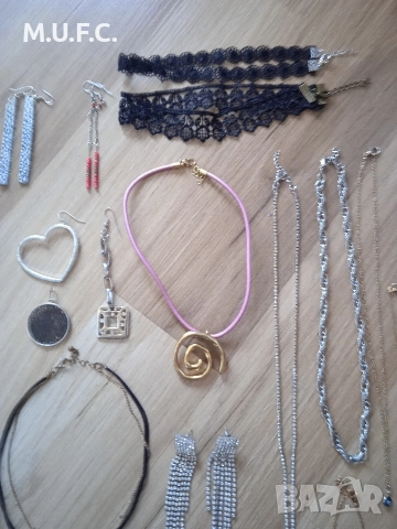 Бижута всичко общо=24лв., снимка 3 - Колиета, медальони, синджири - 52920182