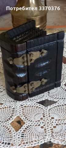 Дървена кутийка за бижута-цвят махагон