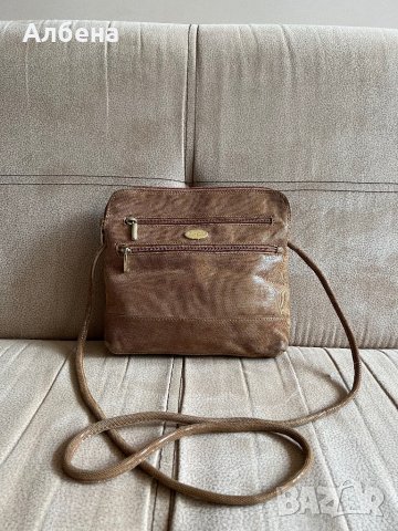 Нова дамска чанта през рамо естествена кожа, снимка 1 - Чанти - 41103692