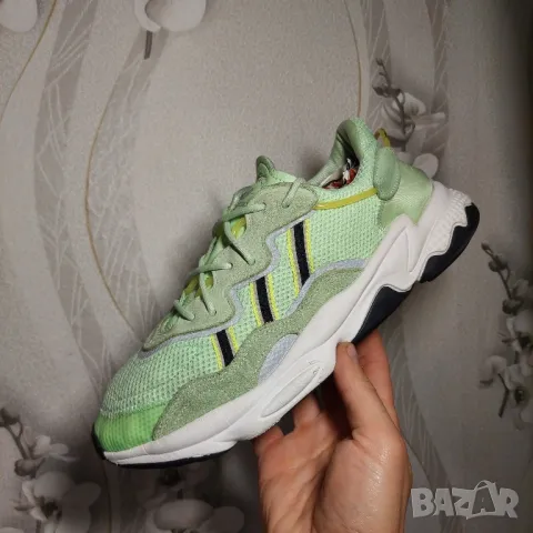 маратонки  adidas Originals Ozweego Glow Green номер 43 ,5-44, снимка 8 - Маратонки - 41717988