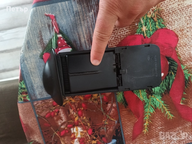 Продавам пепелник за автомобил-Форд Фокус, снимка 6 - Части - 51549818